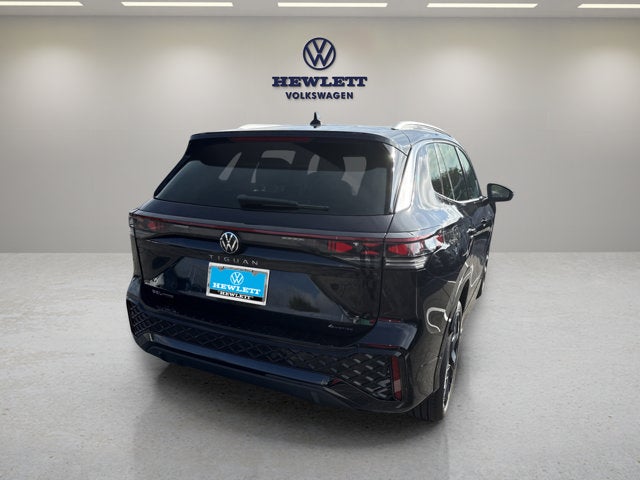 2026 Volkswagen Tiguan SEL R-Line Turbo