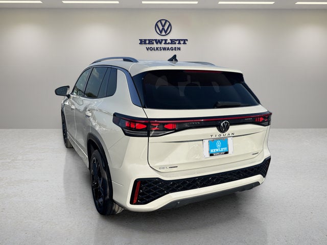2026 Volkswagen Tiguan SEL R-Line Turbo