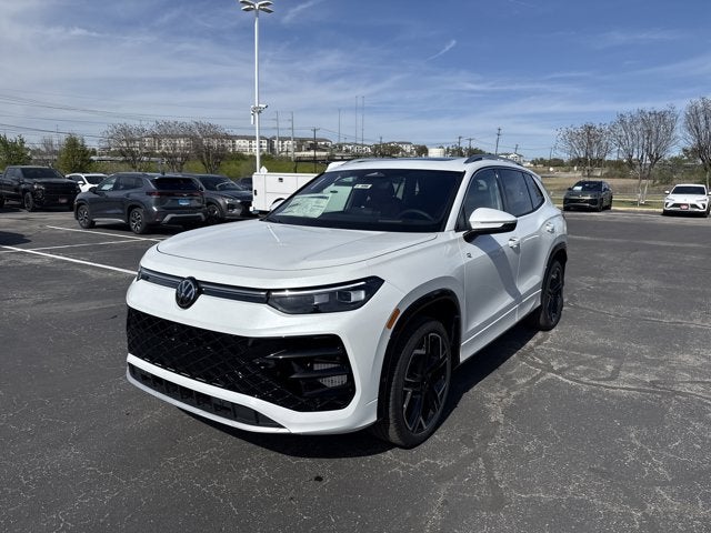 2026 Volkswagen Tiguan SEL R-Line Turbo