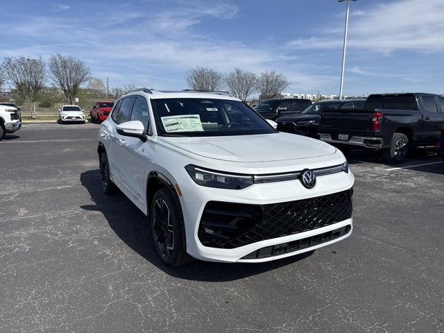 2026 Volkswagen Tiguan SEL R-Line Turbo