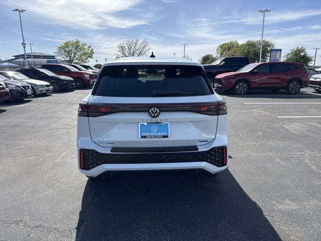 2026 Volkswagen Tiguan SEL R-Line Turbo