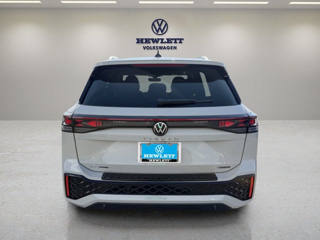 2026 Volkswagen Tiguan SEL R-Line Turbo