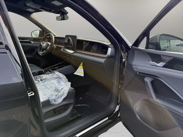 2026 Volkswagen Tiguan SEL R-Line Turbo