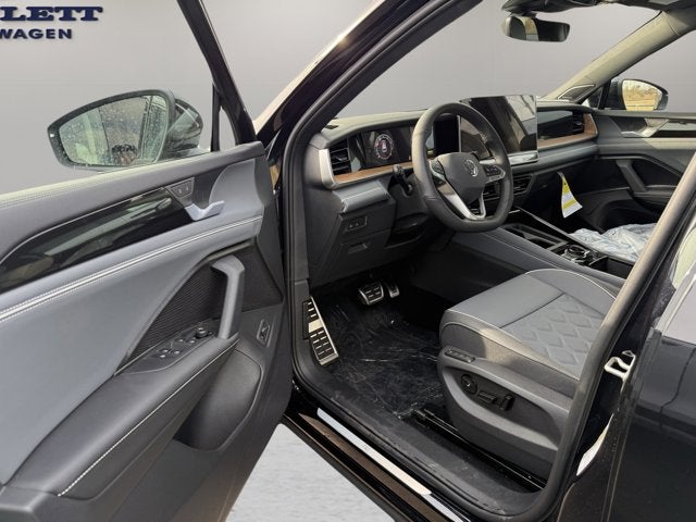 2026 Volkswagen Tiguan SEL R-Line Turbo