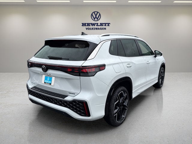 2026 Volkswagen Tiguan SEL R-Line Turbo