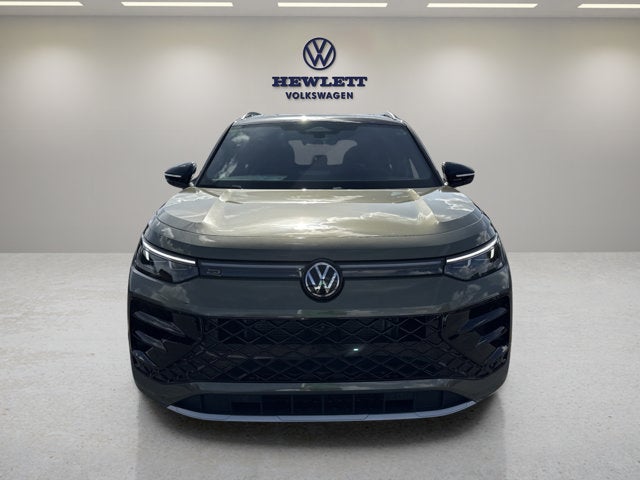 2026 Volkswagen Tiguan SEL R-Line Turbo