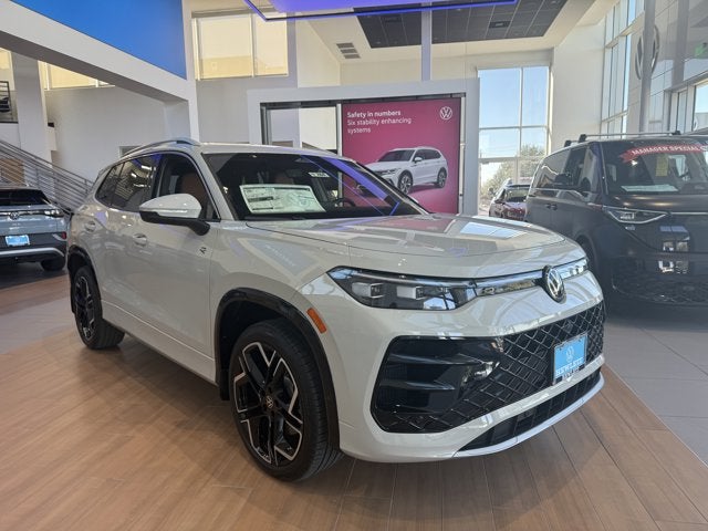 2026 Volkswagen Tiguan SEL R-Line Turbo