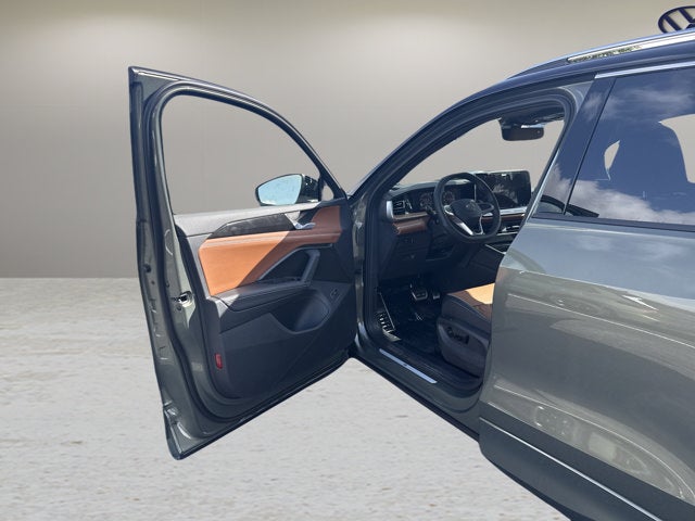 2026 Volkswagen Tiguan SEL R-Line Turbo
