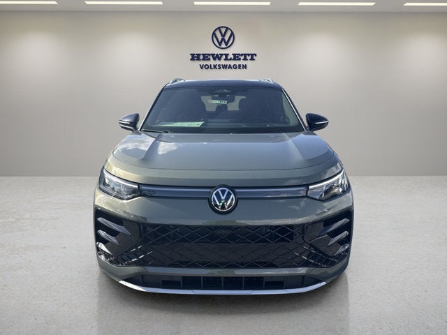2026 Volkswagen Tiguan SEL R-Line Turbo