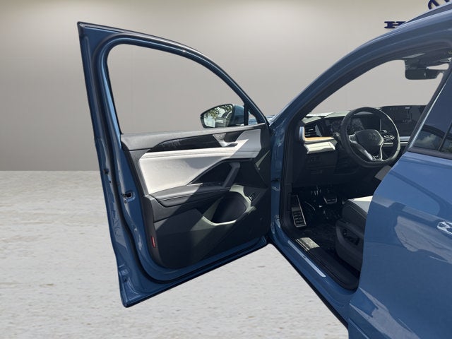 2026 Volkswagen Tiguan SEL R-Line Turbo