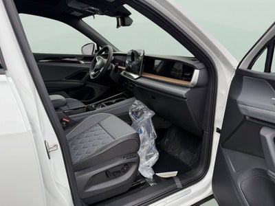 2026 Volkswagen Tiguan SEL R-Line Turbo