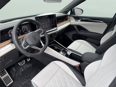 2026 Volkswagen Tiguan SEL R-Line Turbo