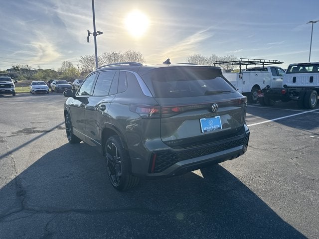 2026 Volkswagen Tiguan SEL R-Line Turbo