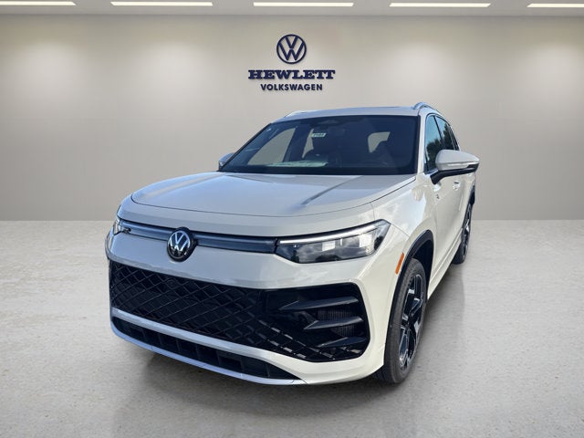 2027 Volkswagen Tiguan SEL R-Line Turbo
