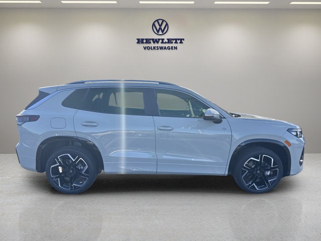 2027 Volkswagen Tiguan SEL R-Line Turbo