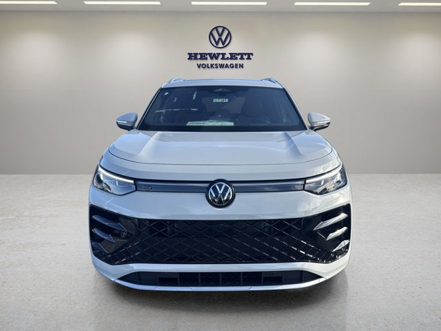 2027 Volkswagen Tiguan SEL R-Line Turbo