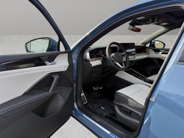 2026 Volkswagen Tiguan SEL R-Line Turbo