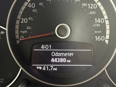 2013 Volkswagen Beetle Convertible 2.5L