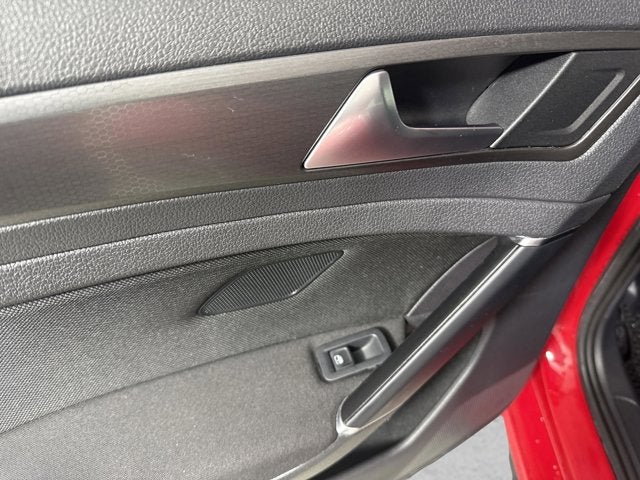 2019 Volkswagen Golf GTI S