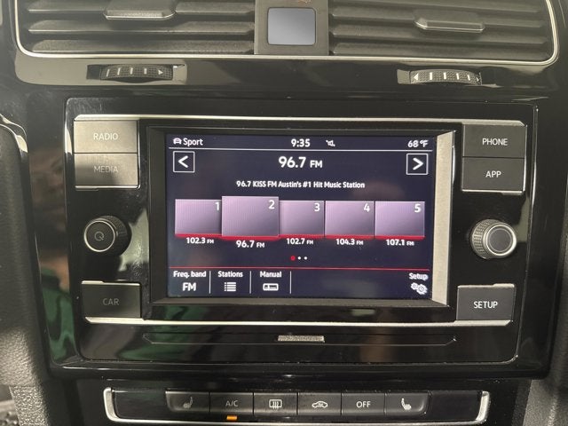 2019 Volkswagen Golf GTI S