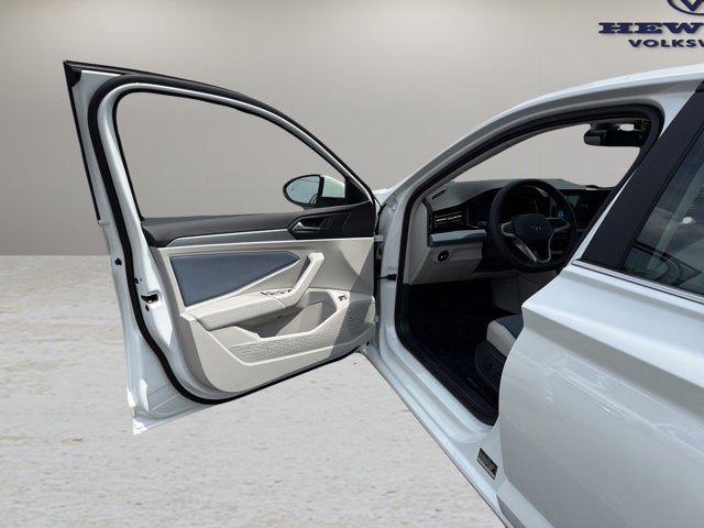2027 Volkswagen Jetta SE