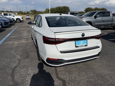 2027 Volkswagen Jetta SE