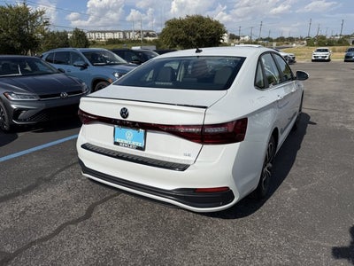 2027 Volkswagen Jetta SE
