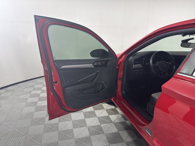2019 Volkswagen Jetta R-Line