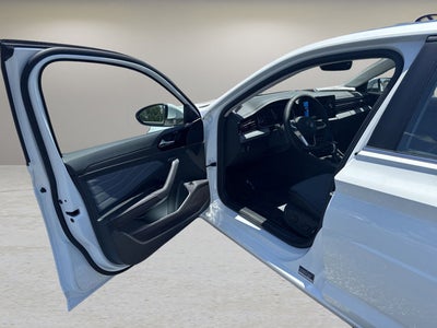 2025 Volkswagen Jetta SEL