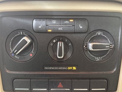 2013 Volkswagen Beetle 2.5L