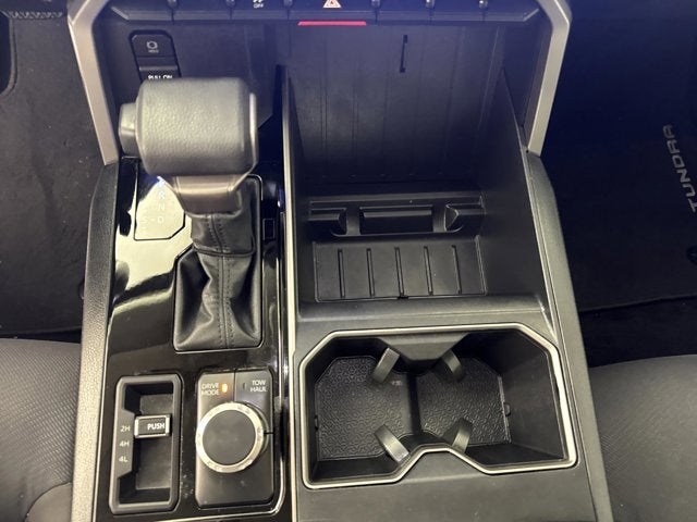 2022 Toyota Tundra 4WD SR5