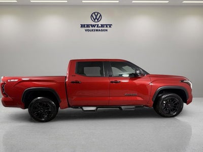 2022 Toyota Tundra 4WD SR5