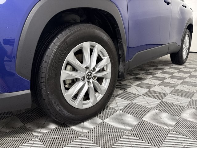 2025 Toyota Corolla Cross LE