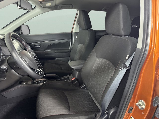 2025 Mitsubishi Outlander Sport SE