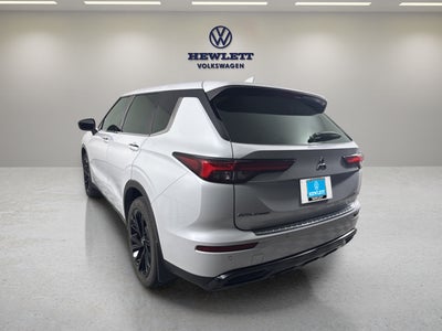 2023 Mitsubishi Outlander SE Black Edition