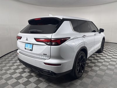 2023 Mitsubishi Outlander SE Black Edition
