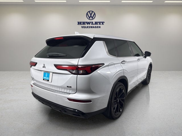 2023 Mitsubishi Outlander SE Black Edition