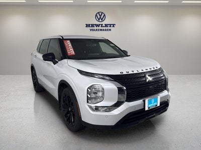 2023 Mitsubishi Outlander SE Black Edition