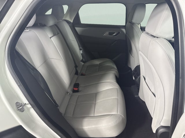 2025 Land Rover Range Rover Velar Dynamic SE