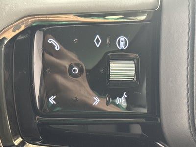 2025 Land Rover Range Rover Velar Dynamic SE