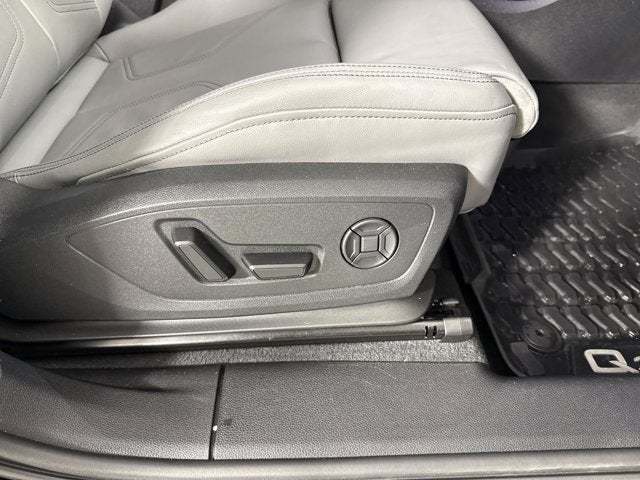 2024 Audi Q3 S line Premium Plus