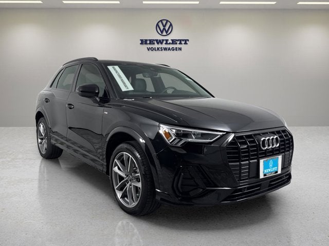 2024 Audi Q3 S line Premium Plus