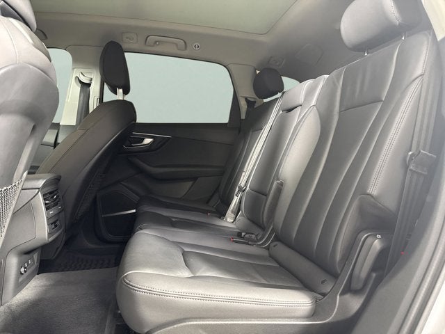 2021 Audi Q7 Premium Plus