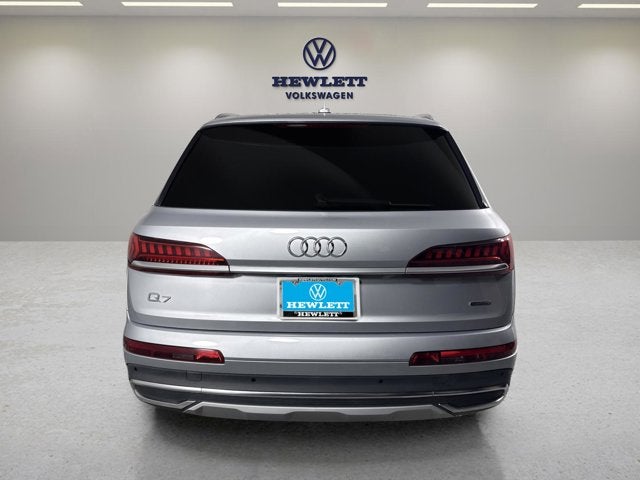 2021 Audi Q7 Premium Plus