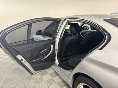2013 BMW 3 Series 320i