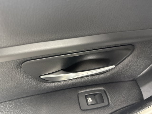 2013 BMW 3 Series 320i