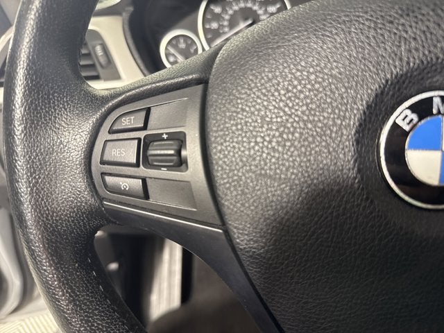 2013 BMW 3 Series 320i