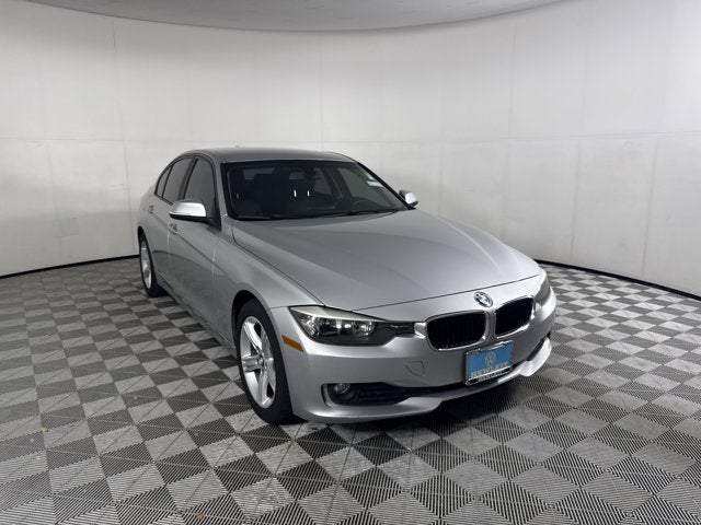 2013 BMW 3 Series 320i