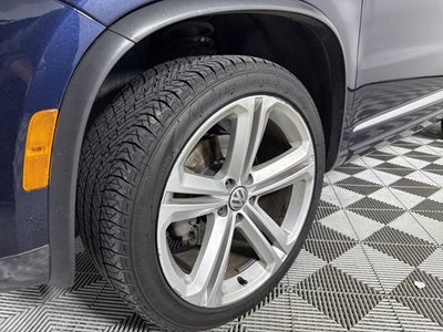 2016 Volkswagen Tiguan R-Line