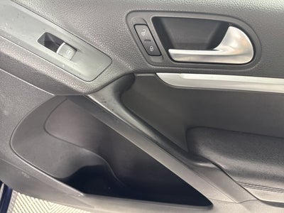 2016 Volkswagen Tiguan R-Line